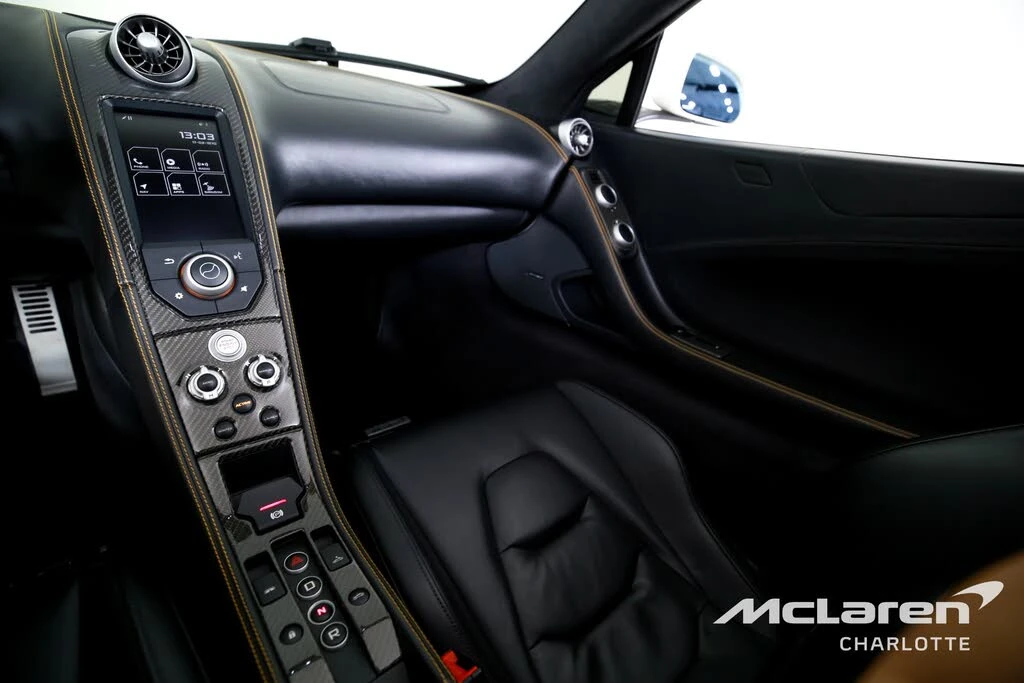 2015 McLaren 650S Spider - Image 17 of 31