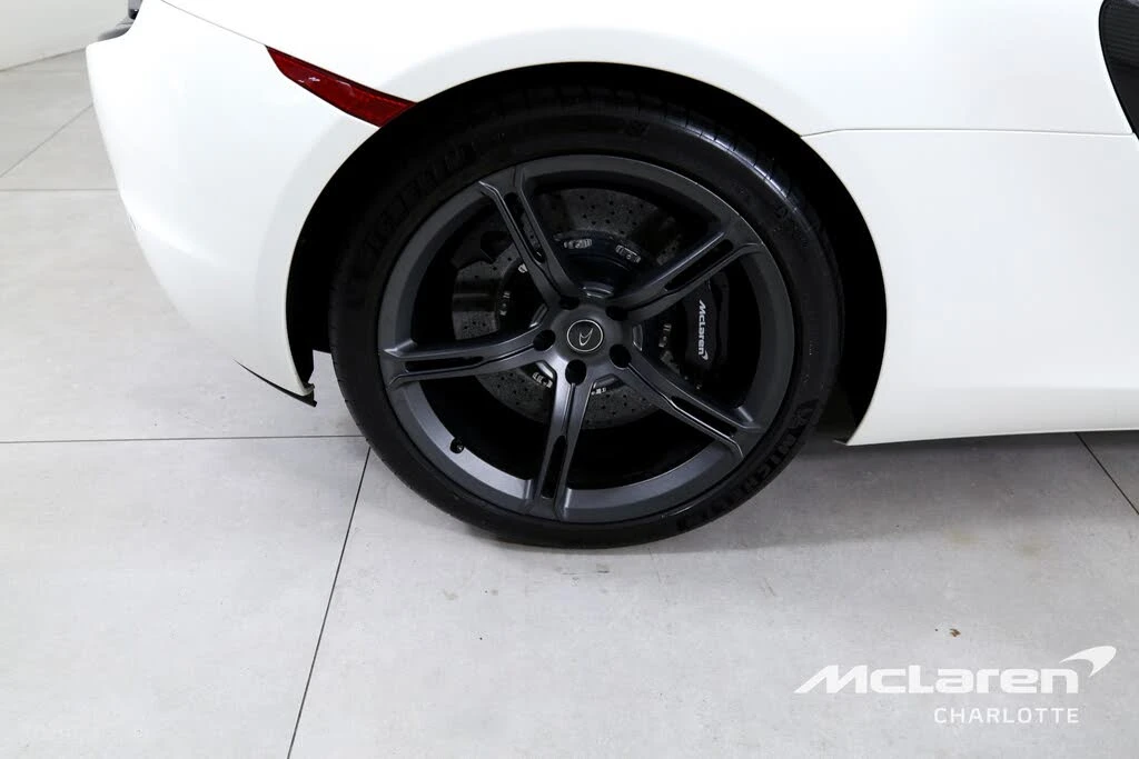 2015 McLaren 650S Spider - Image 24 of 31