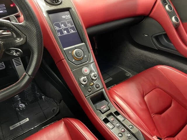 2015 McLaren 650S Spider - Image 30 of 31