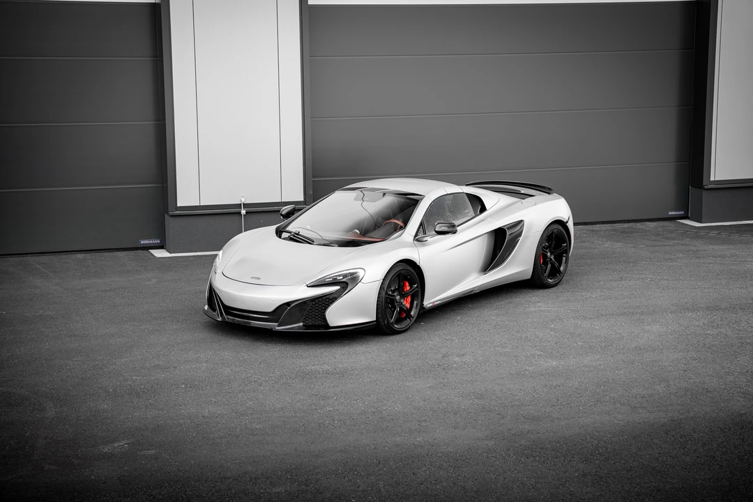 2015 McLaren 650S Spider - Image 14 of 31