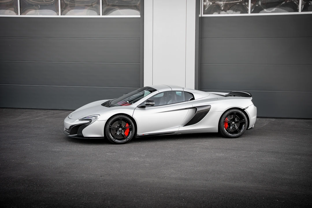 2015 McLaren 650S Spider - Image 15 of 31