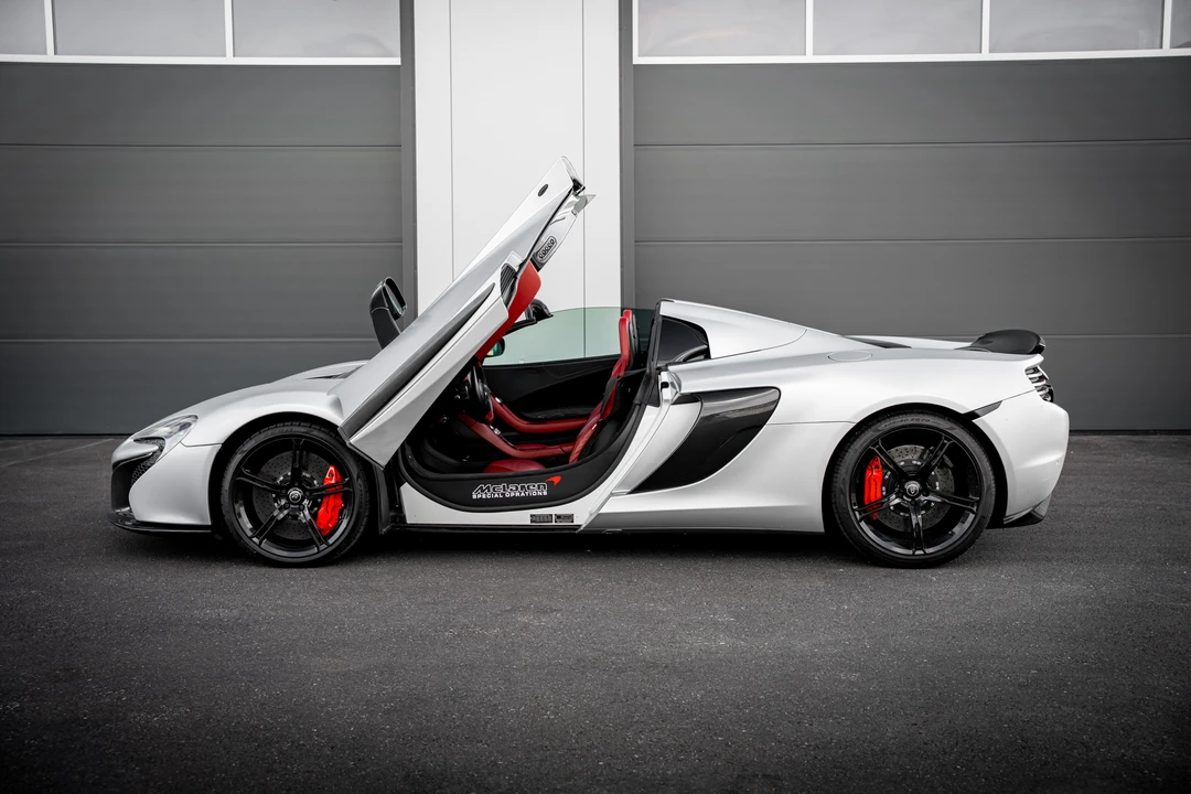 2015 McLaren 650S Spider - Image 16 of 31