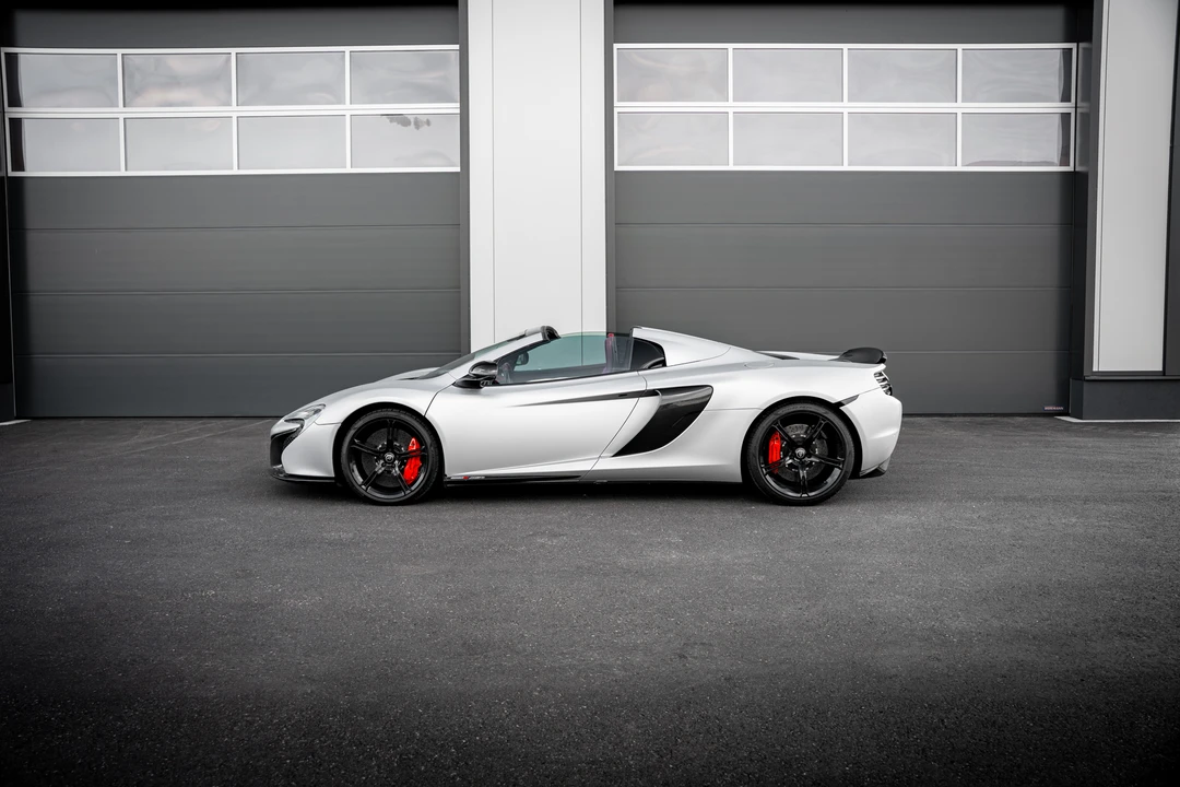2015 McLaren 650S Spider - Image 17 of 31