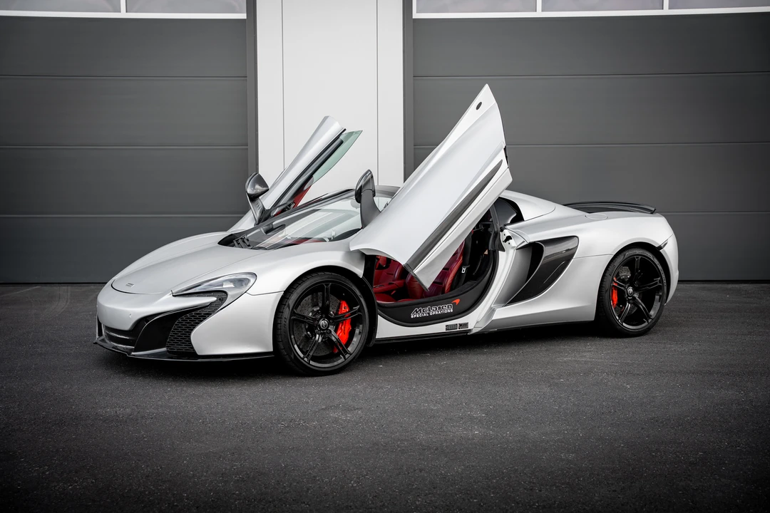 2015 McLaren 650S Spider - Image 11 of 31