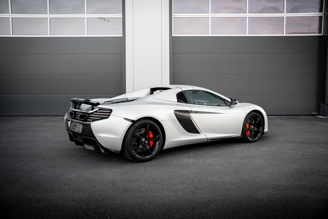 2015 McLaren 650S Spider - Image 26 of 31