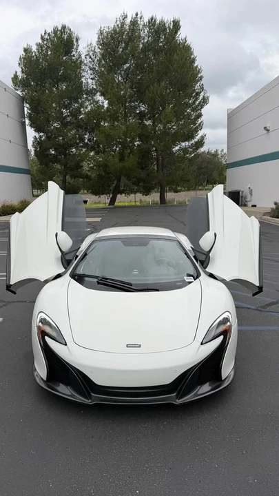 2015 McLaren 650S - Image 2 of 10