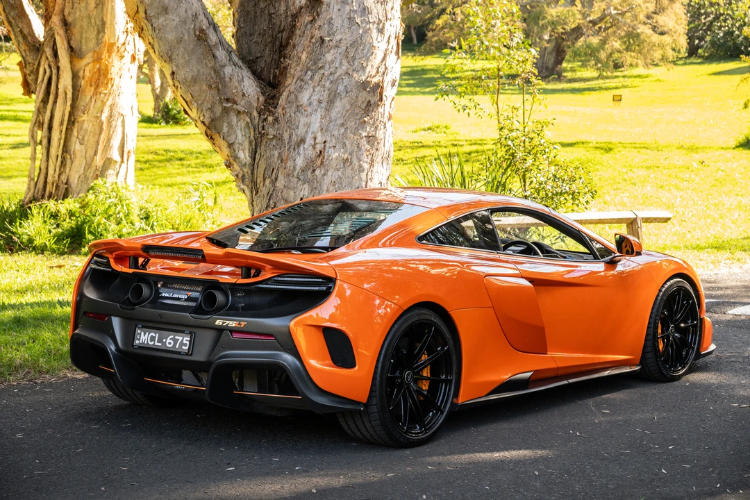 2016 McLaren 675LT Coupe - Image 18 of 31
