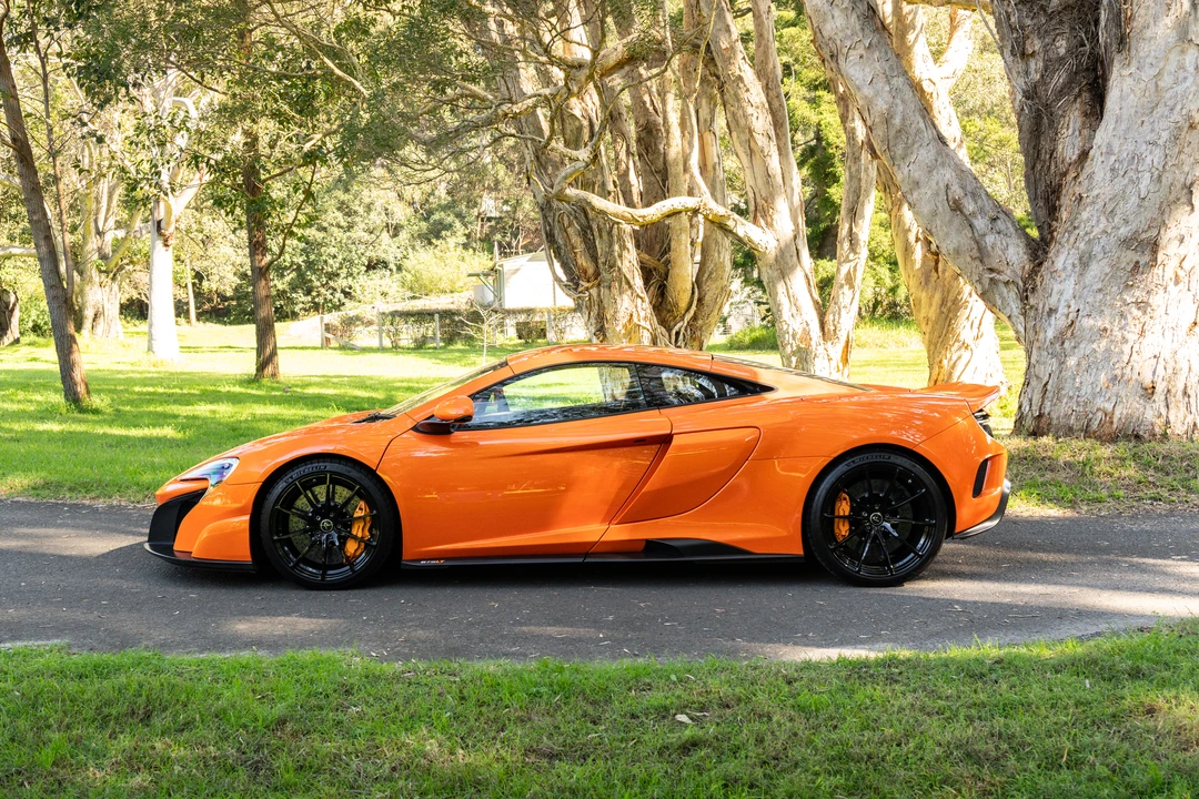 2016 McLaren 675LT Coupe - Image 4 of 31