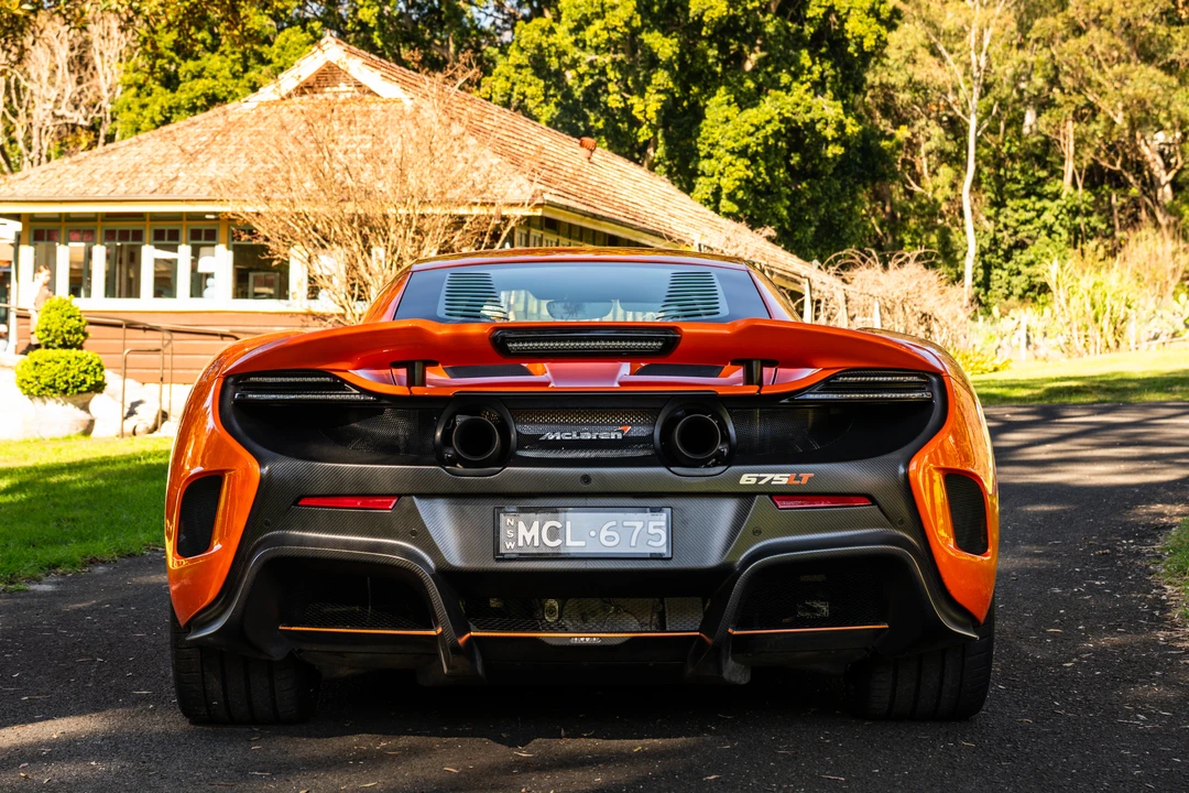 2016 McLaren 675LT Coupe - Image 6 of 31