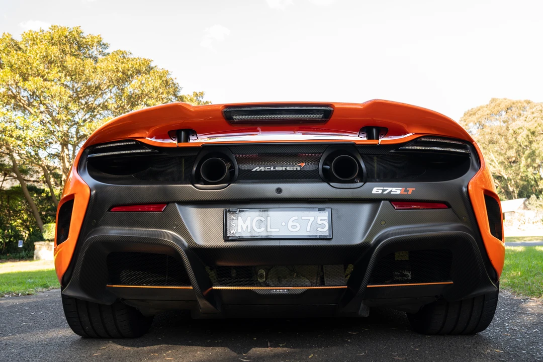2016 McLaren 675LT Coupe - Image 13 of 31