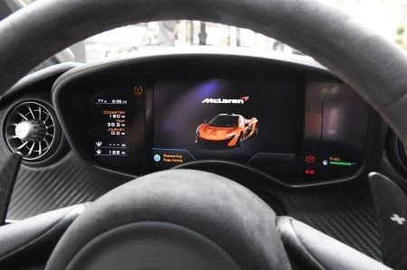 2015 McLaren P1 - Image 7 of 11