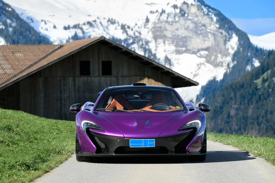2015 McLaren P1 - Image 17 of 31