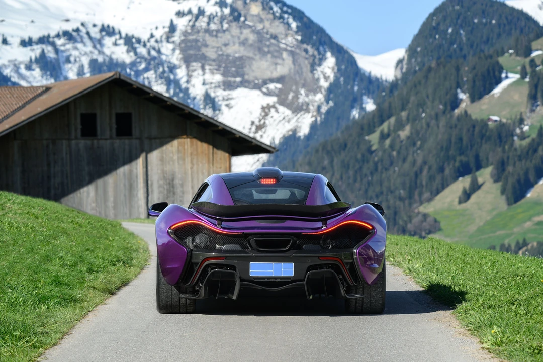 2015 McLaren P1 - Image 19 of 31
