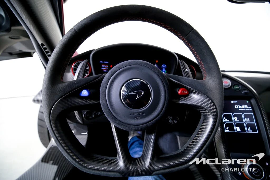 2015 McLaren P1 - Image 16 of 31