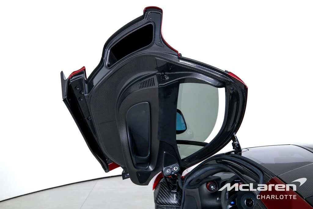 2015 McLaren P1 - Image 11 of 31