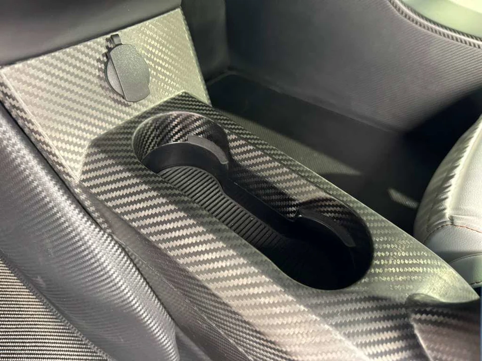 2015 McLaren P1 - Image 30 of 31