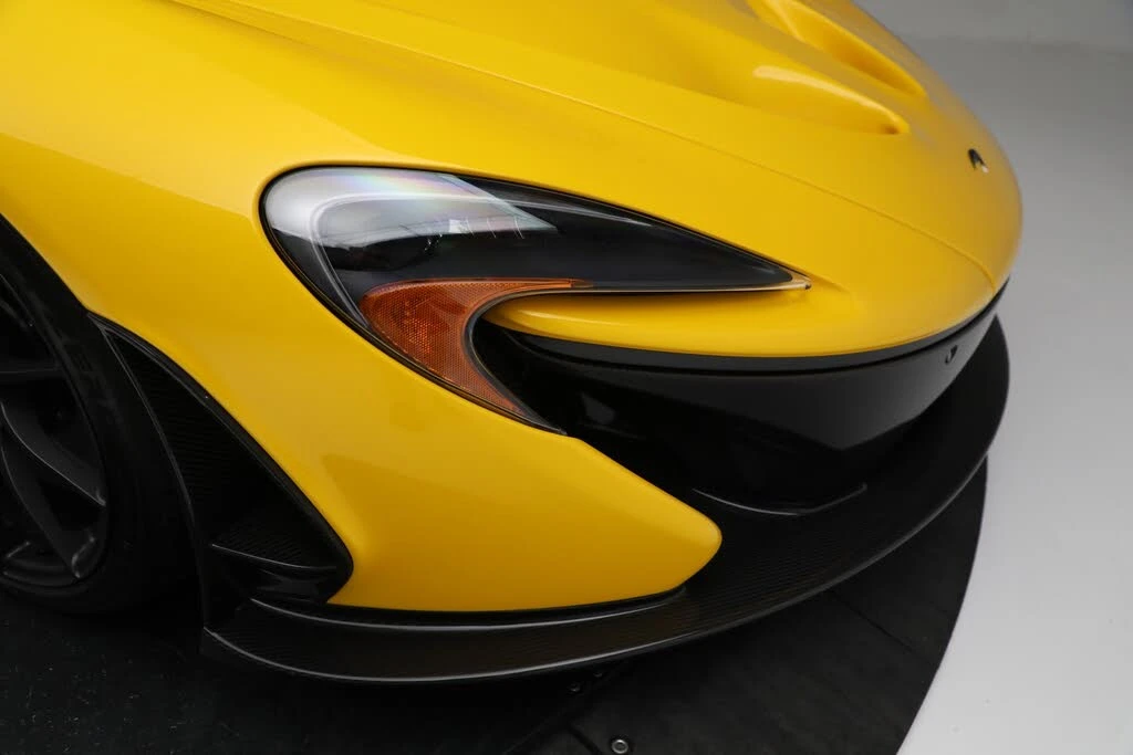 2015 McLaren P1 - Image 29 of 31