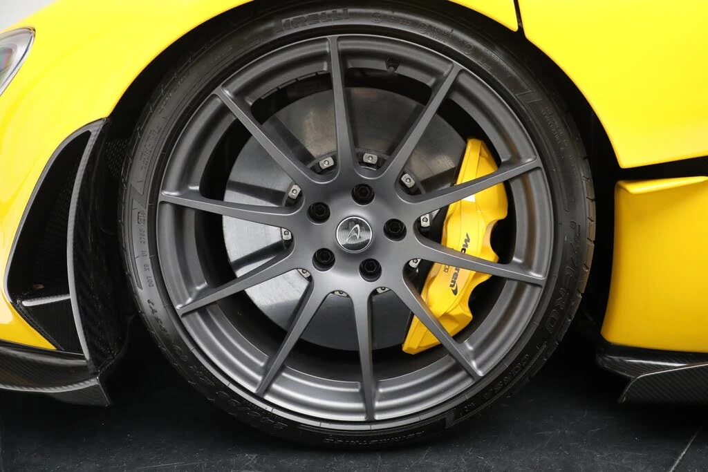 2015 McLaren P1 - Image 15 of 31