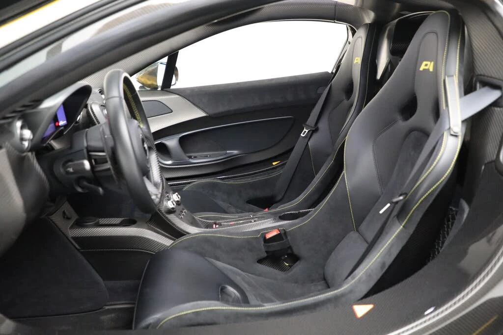2015 McLaren P1 - Image 20 of 31
