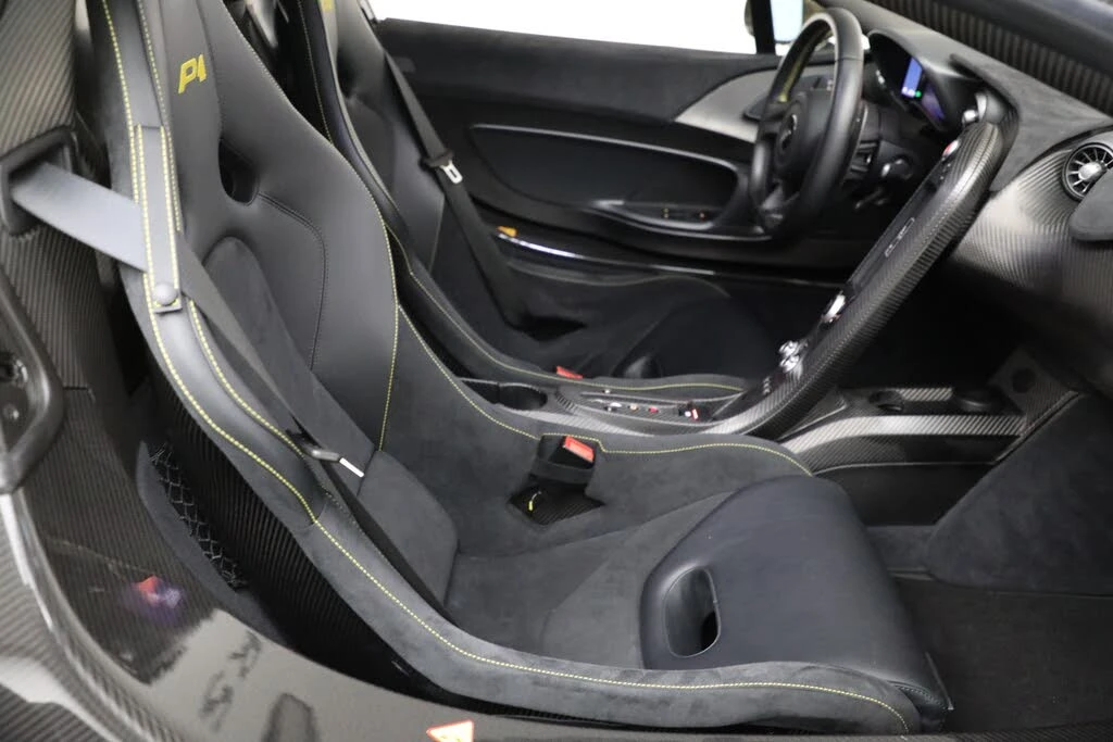 2015 McLaren P1 - Image 24 of 31
