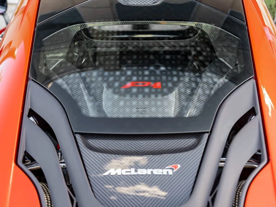 2015 McLaren P1 - Image 19 of 27