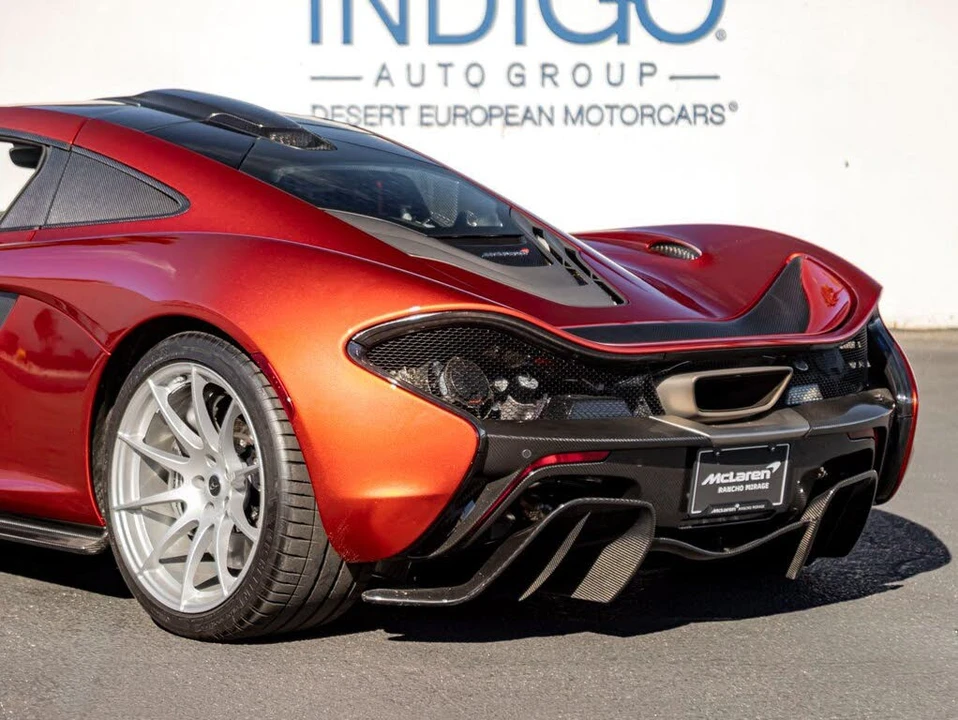 2015 McLaren P1 - Image 10 of 27