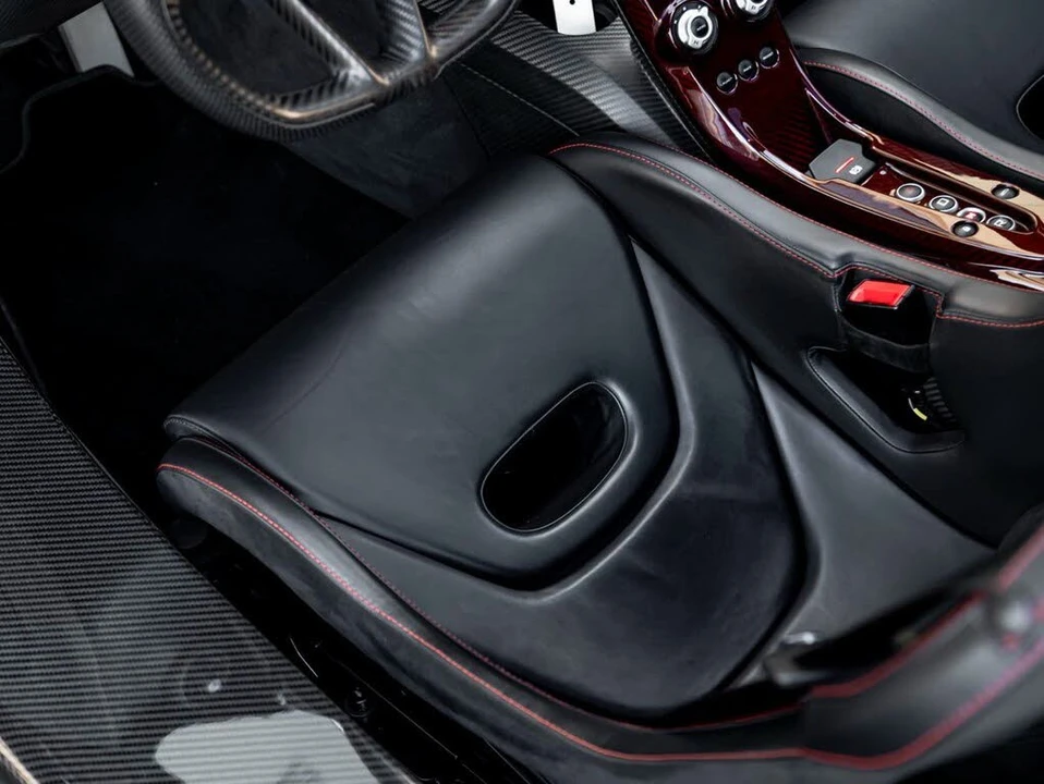 2015 McLaren P1 - Image 14 of 27