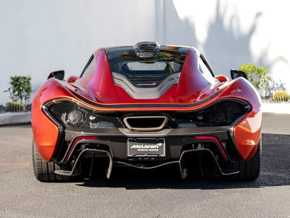 2015 McLaren P1 - Image 8 of 27