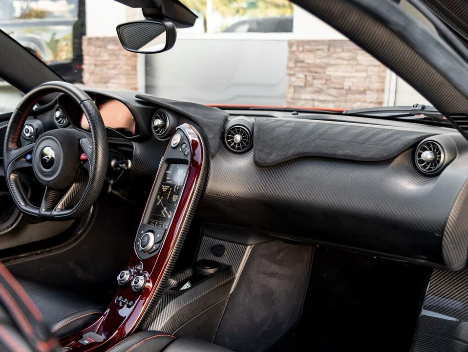 2015 McLaren P1 - Image 24 of 27