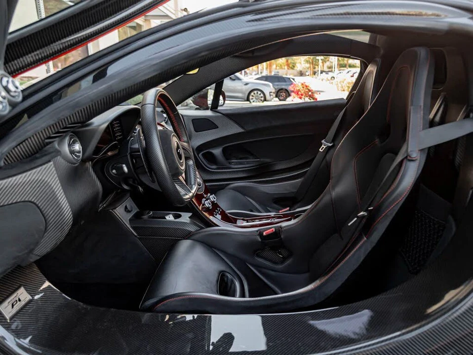 2015 McLaren P1 - Image 13 of 27