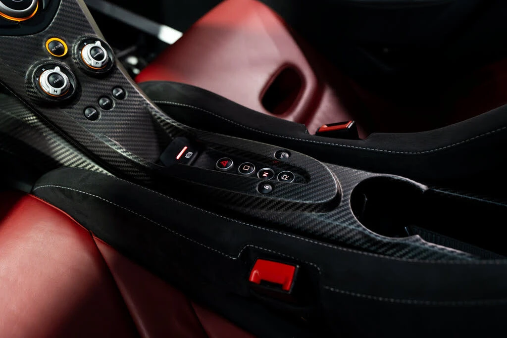 2015 McLaren P1 - Image 28 of 31