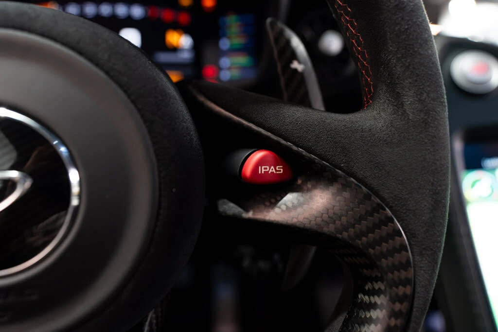 2015 McLaren P1 - Image 24 of 31