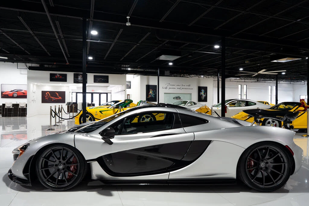 2015 McLaren P1 - Image 12 of 31
