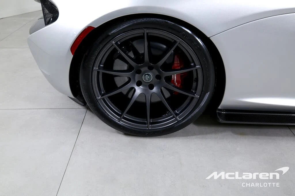 2015 McLaren P1 - Image 29 of 31