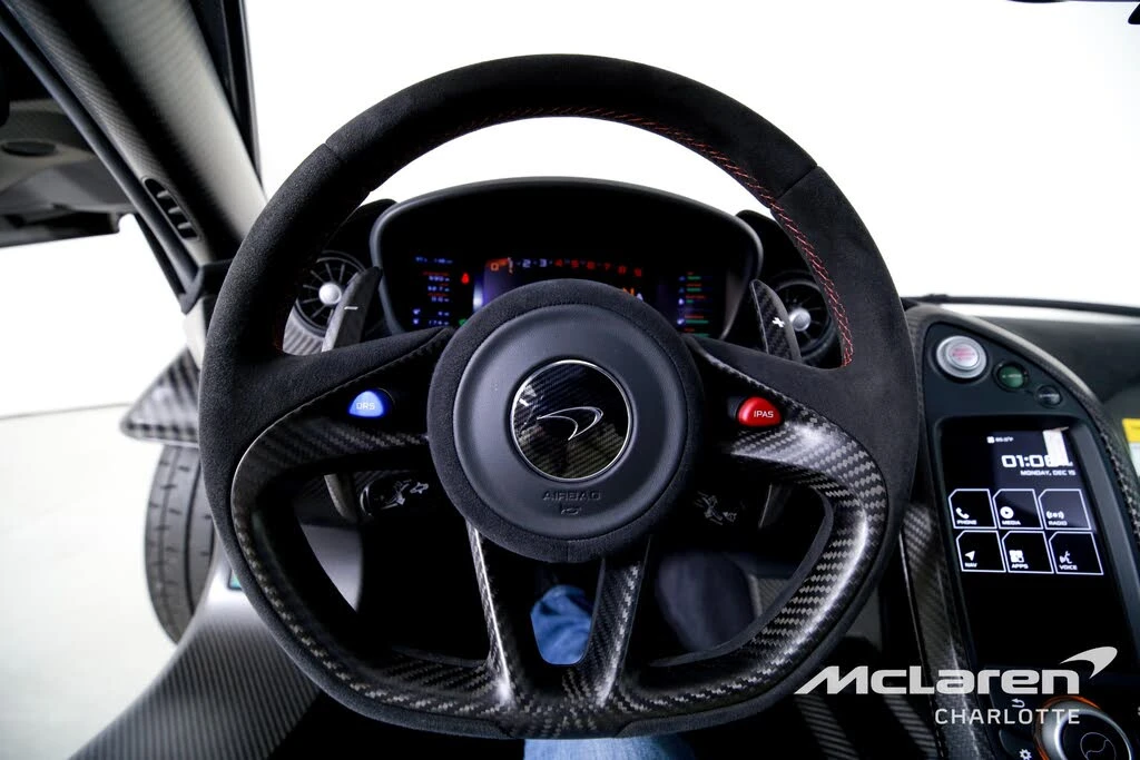 2015 McLaren P1 - Image 15 of 31