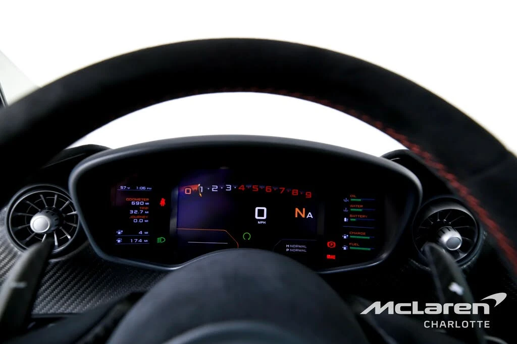 2015 McLaren P1 - Image 14 of 31
