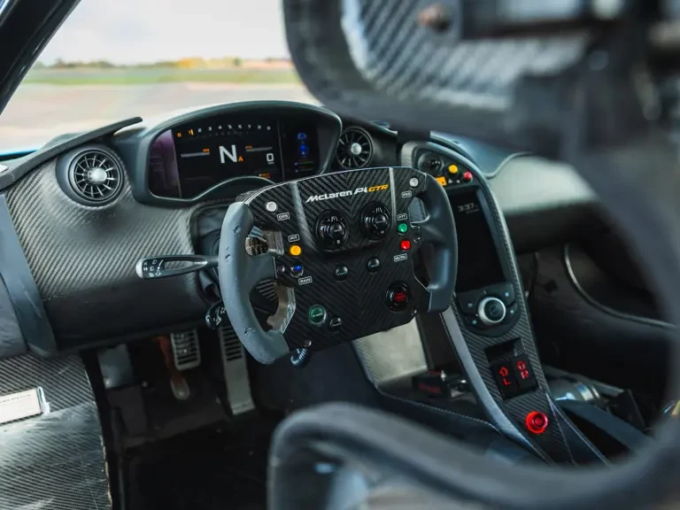 2015 McLaren P1 - Image 5 of 31