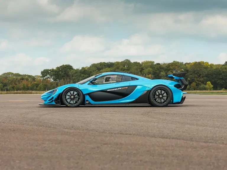 2015 McLaren P1 - Image 13 of 31