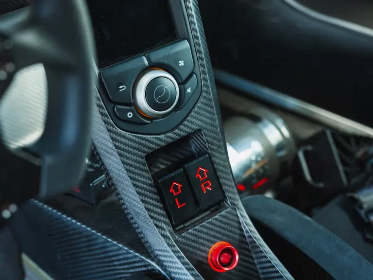 2015 McLaren P1 - Image 16 of 31