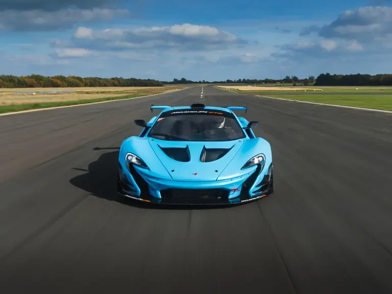 2015 McLaren P1 - Image 9 of 31