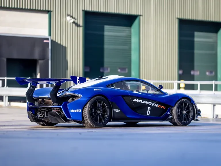 2015 McLaren P1 - Image 11 of 31