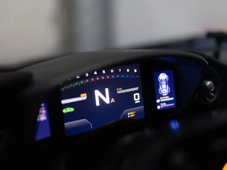 2015 McLaren P1 - Image 23 of 31