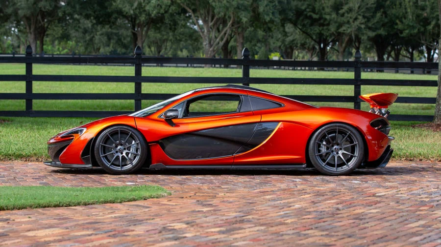 2015 McLaren P1 - Image 2 of 20