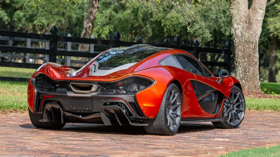 2015 McLaren P1 - Image 13 of 20