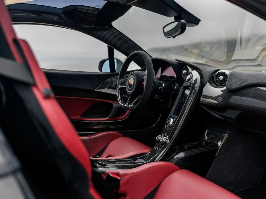 2015 McLaren P1 - Image 7 of 12