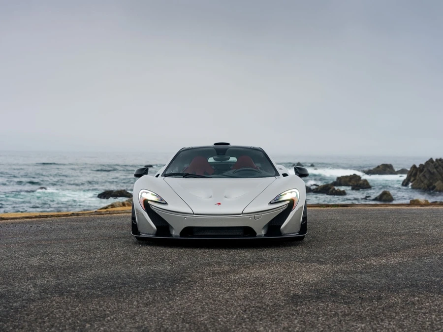 2015 McLaren P1 - Image 2 of 12