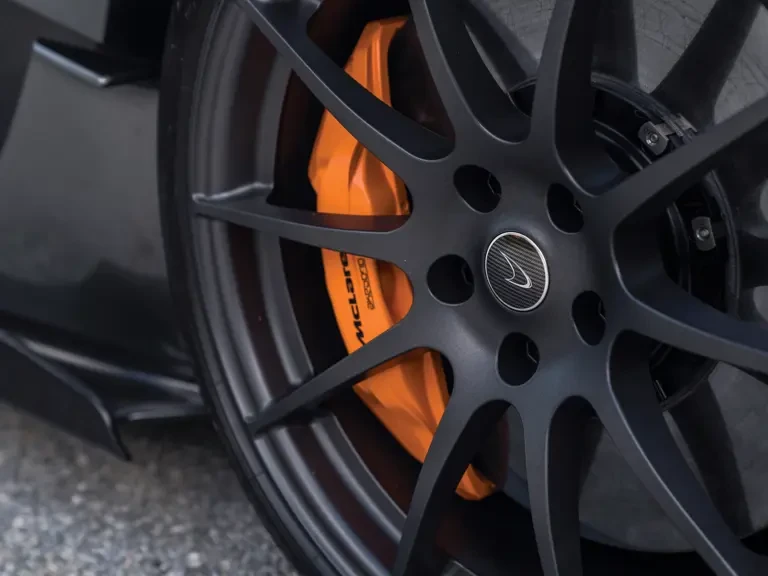 2015 McLaren P1 - Image 14 of 31