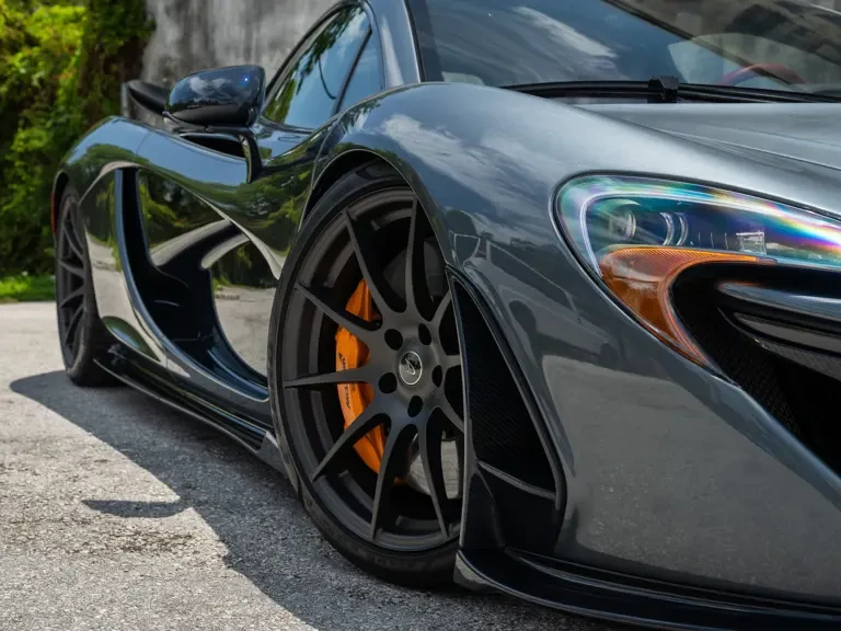 2015 McLaren P1 - Image 13 of 31