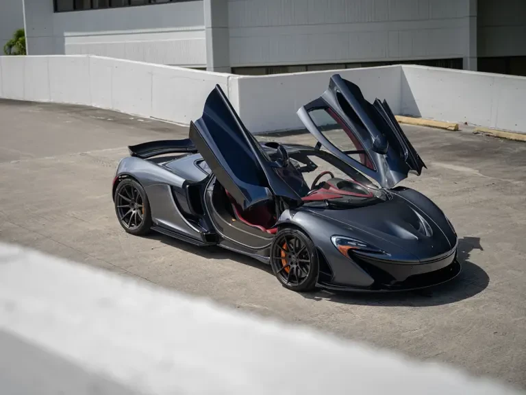 2015 McLaren P1 - Image 10 of 31