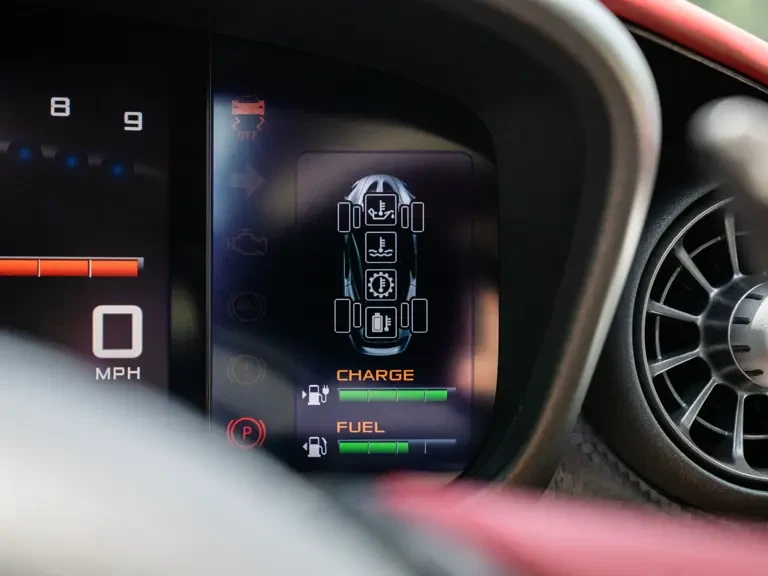 2015 McLaren P1 - Image 28 of 31